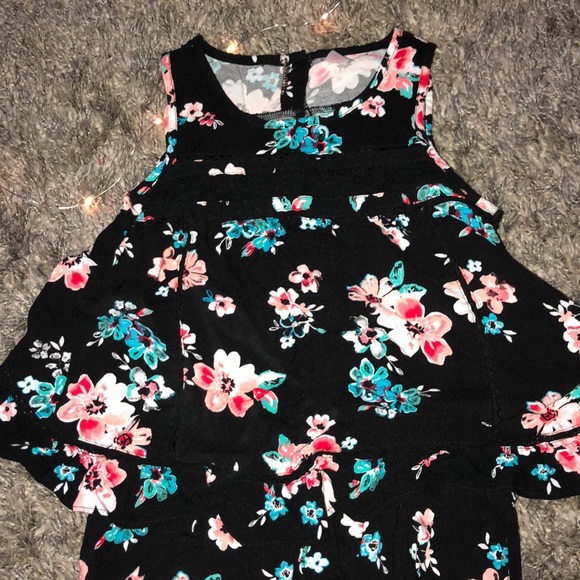 Floral Romper - Picture 3 of 4